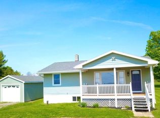 4588 Roberts Rd, Cazenovia, NY 13035