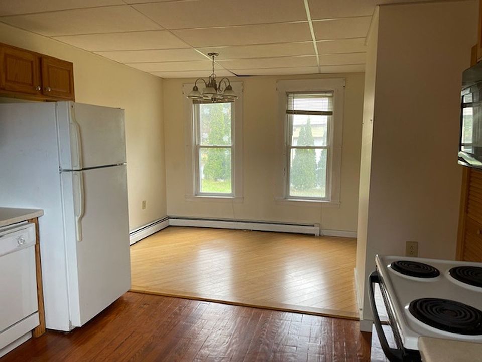 533 South Main Street Apartment Rentals White River Junction, VT Zillow