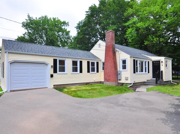 8 Pontiac Road, West Hartford, CT 06117