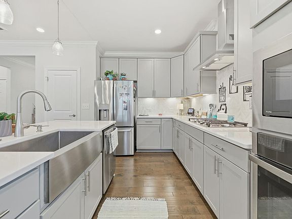 4th image of 1210 Ballerina Ln