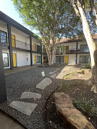 1507 California St Photo 1