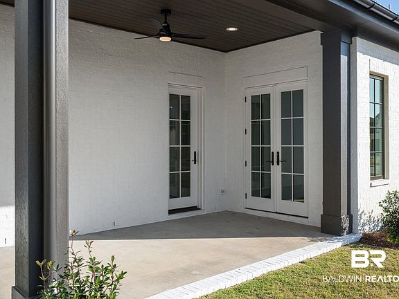 2nd image of 906 Inlet Cir