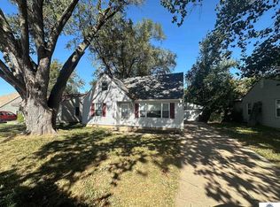 404 W 30th Ave, Bellevue, NE 68005