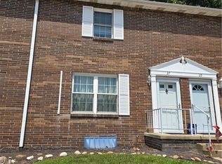 27 Campbell Dr, Parkersburg, WV 26104
