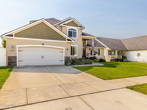 3rd image of 2900 E Thrush Dr