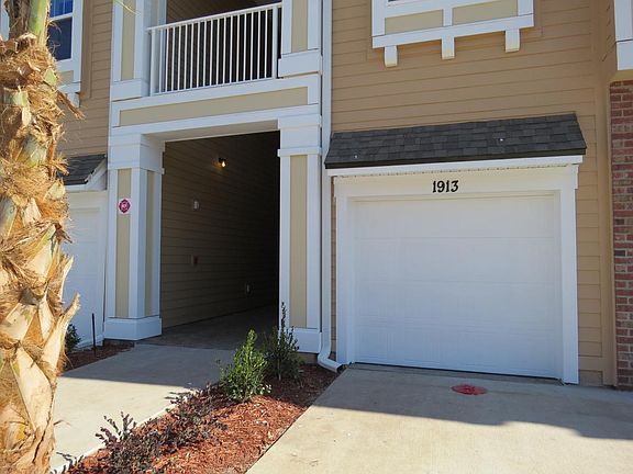 one car garage