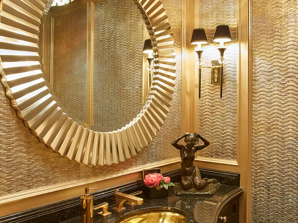 11 East 74th Street image 10 of 18