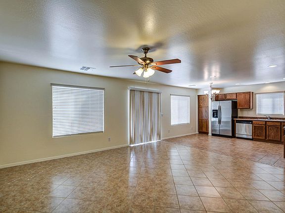 5th image of 2153 W Pinkley Ave