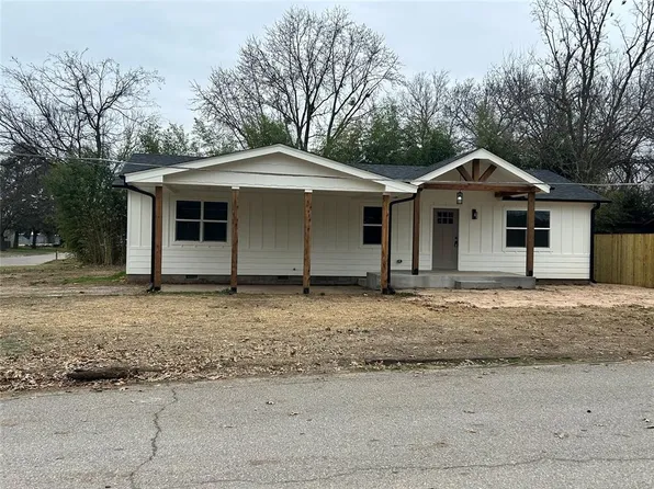 309 S C St, Davis, OK 73030