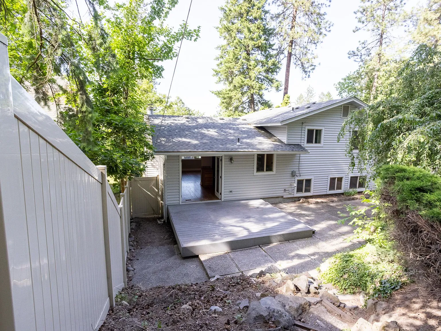 1924 E 17th Ave — Photo 3