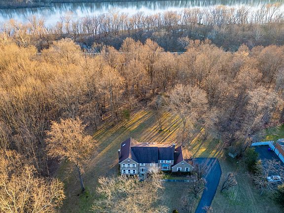 2nd image of 13644 Maidstone Ln
