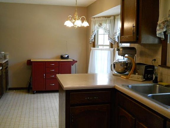 4th image of 18005 E 25th Ct S