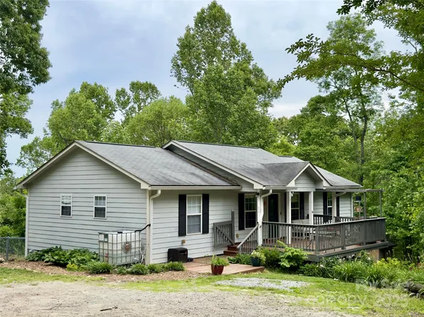 575 Rugged Top Rd, Hendersonville, NC 28792