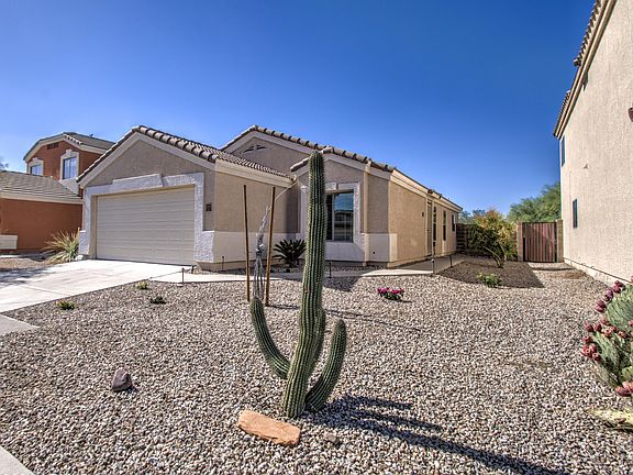 5th image of 23762 N HIGH DUNES Drive