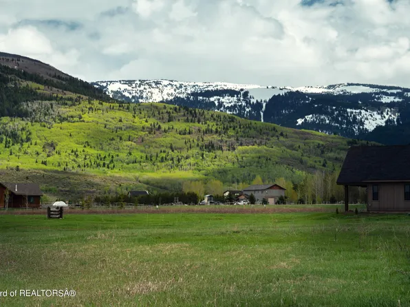 1565 Larsen Ln, Driggs, ID 83422
