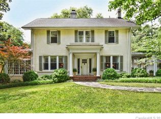 824 Harvard Pl, Charlotte, NC 28207