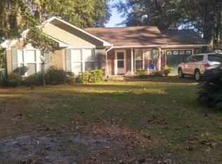 354 Pine Ave, Midway, GA 31320