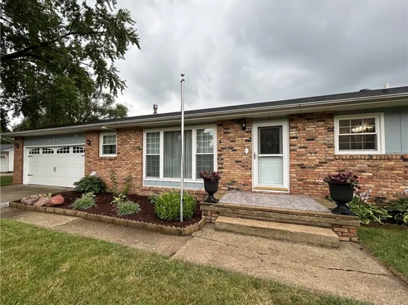445 Debbie Ct, Dalton City, IL 61925