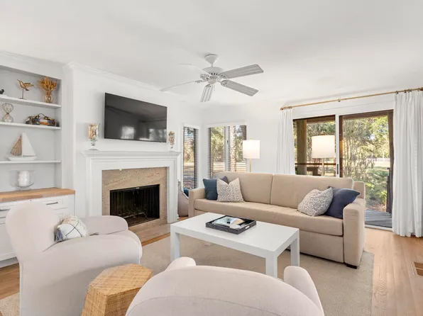 4545 Park Lake Dr, Johns Island, SC 29455