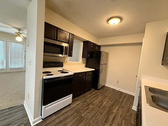 7129 W Friendly Ave #D — Photo 15
