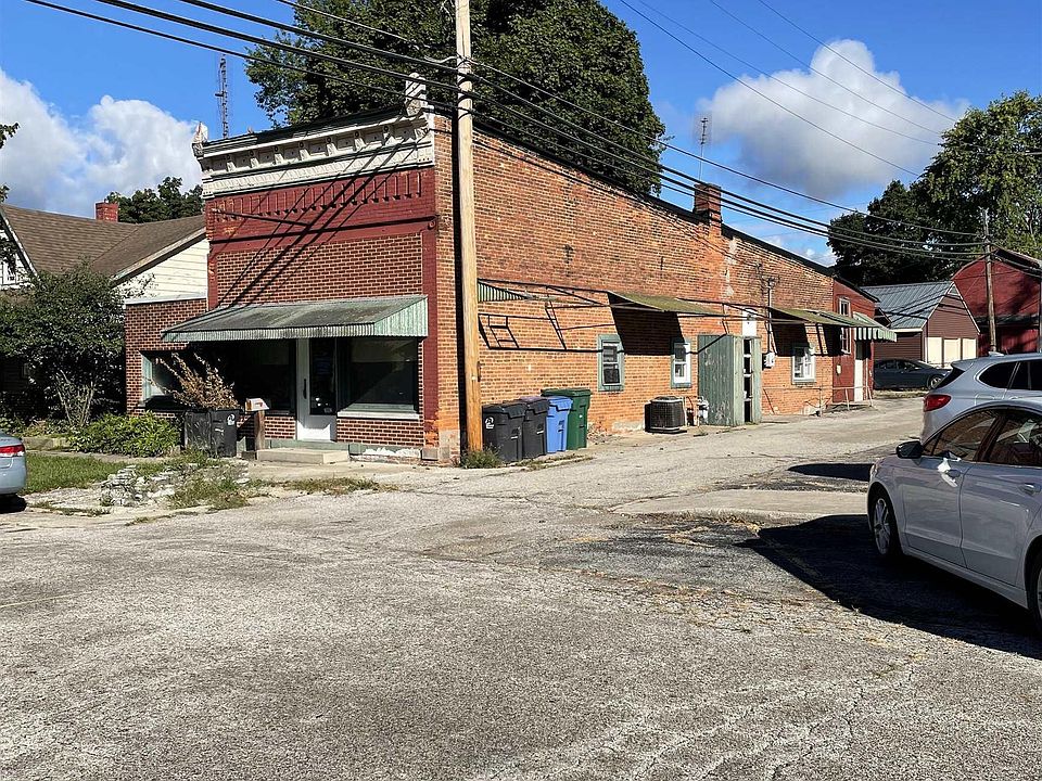 1st image of 103 E Market St