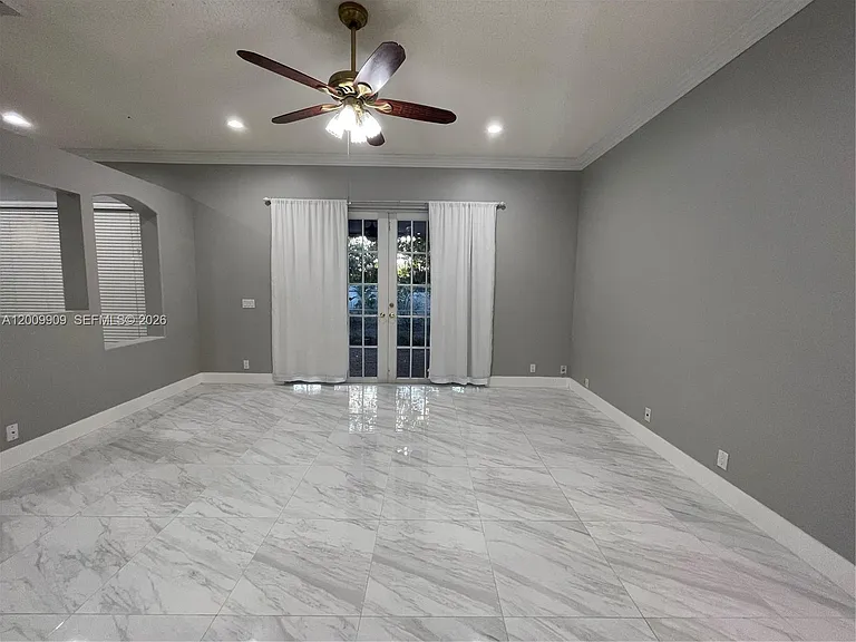 5263 SW 34th Way — Photo 7