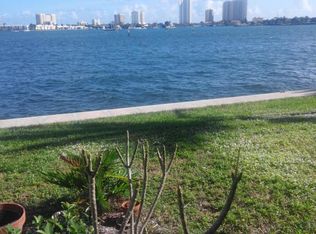 360 Wilma Cir APT 4, Riviera Beach, FL 33404