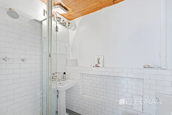 Rented by (Legacy) Elegran | media 34