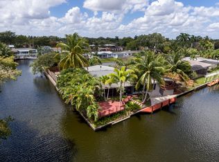 5741 SW 15th St, Plantation, FL 33317