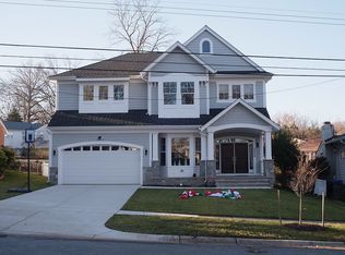 5004 Elsmere Pl, Bethesda, MD 20814