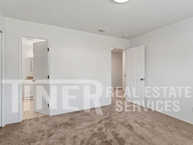 2815 Erin Dr — Photo 16