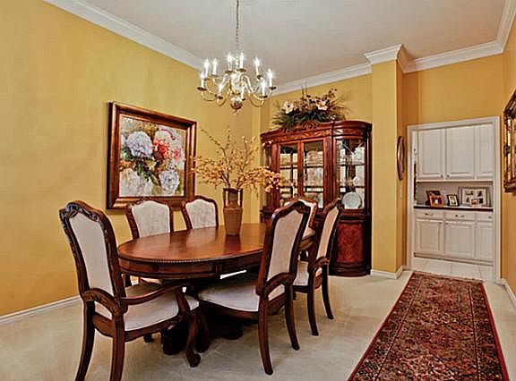5th image of 6909 Eagle Vail Dr