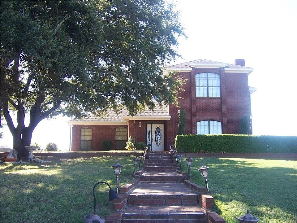 1st image of 303 Aqua Vista Dr