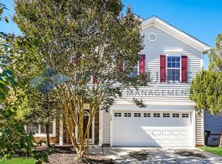528 Gooseberry Dr, Holly Springs, NC 27540