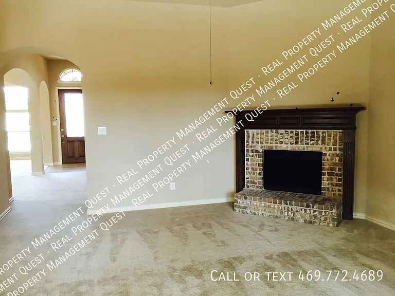 730 Cross Creek Dr — Photo 8