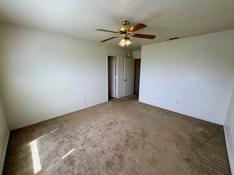 5102 Lauren Lea Dr — Photo 16