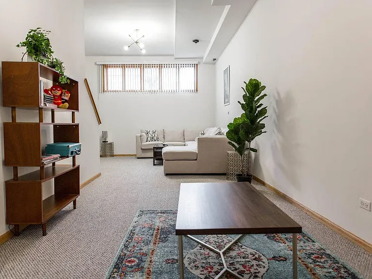 1439 N Cleaver St #1 — Photo 4