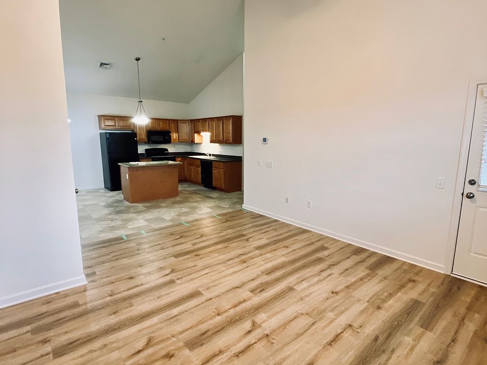 Open kitchen/living area