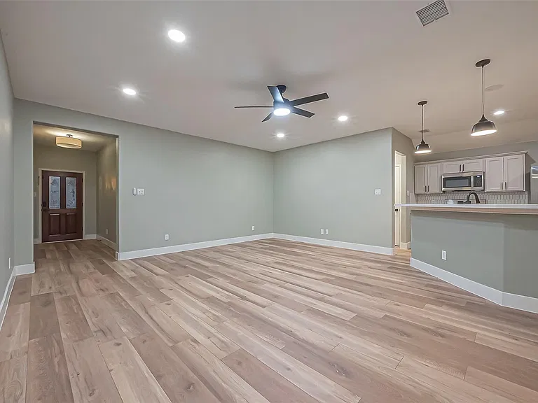 2 Garden Lodge Pl — Photo 10