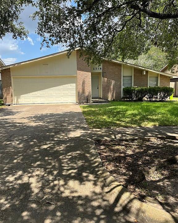 1st image of 2218 Stillmeadow Dr