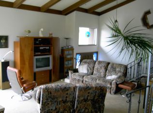 700 Kelmore St, Moss Beach, CA 94038