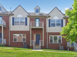 3046 Cloverly Ln, Ann Arbor, MI 48108