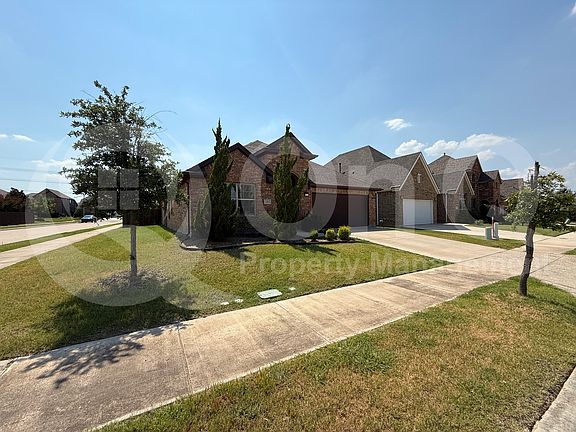 2nd image of 14801 Cedar Flat Way