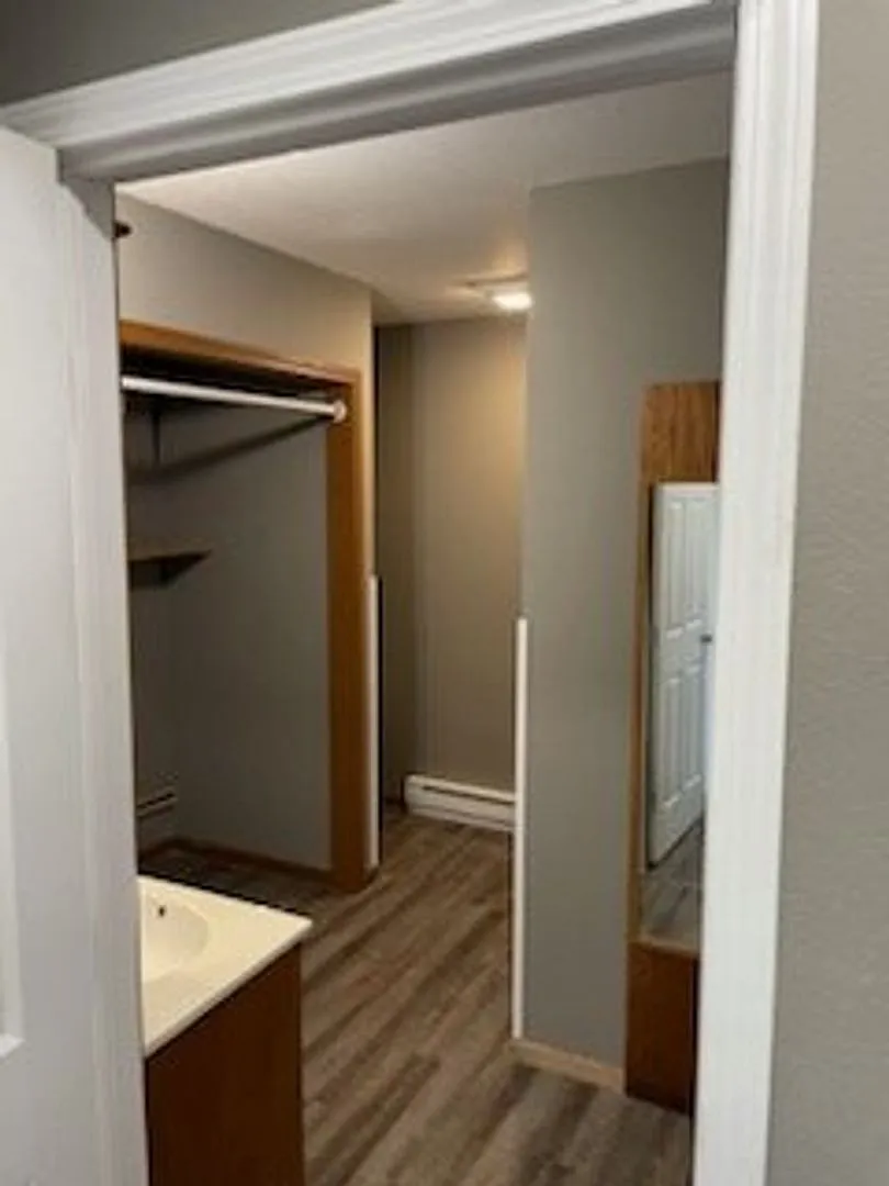 Minutes from Stockton Lake | Updated 1BR | Flexible Lease | Pets Welcome | $700/mo — Photo 2