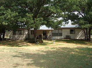 200 Silver Acres Rd, Azle, TX 76020