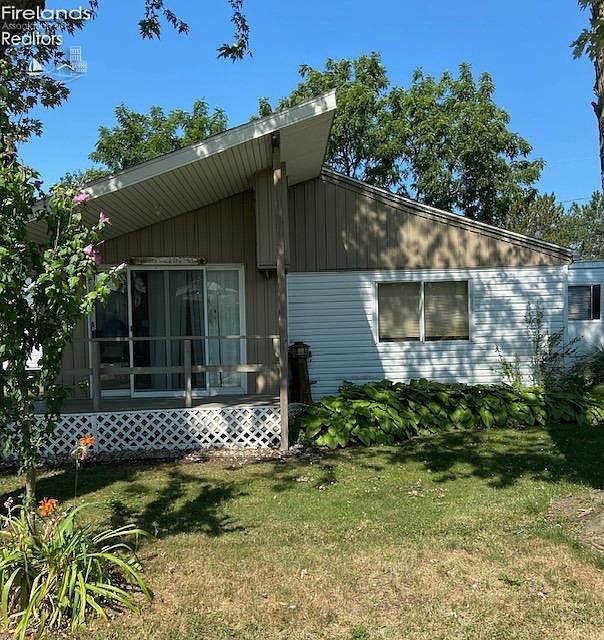 1st image of 2088 S Bayview Dr
