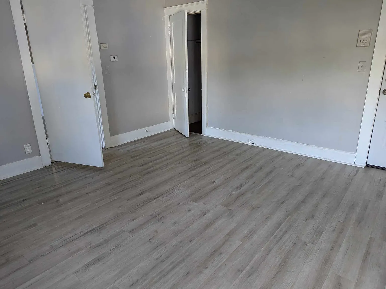 2 bed, 900 sqft, $1,695 — Photo 4