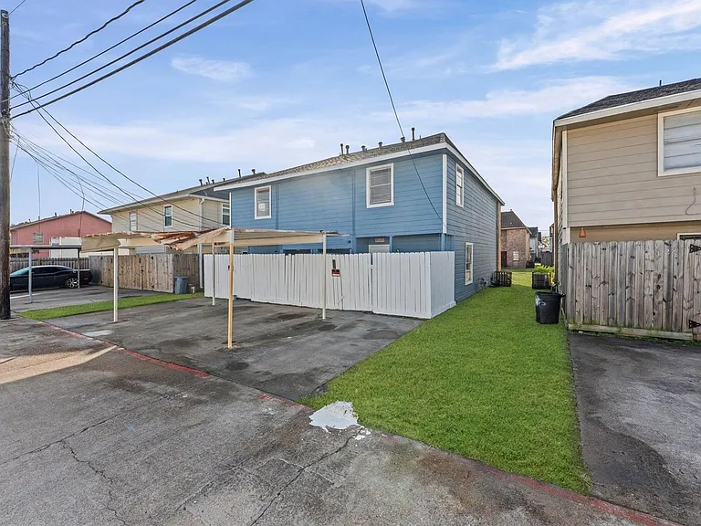 12208 Ormandy St — Photo 27