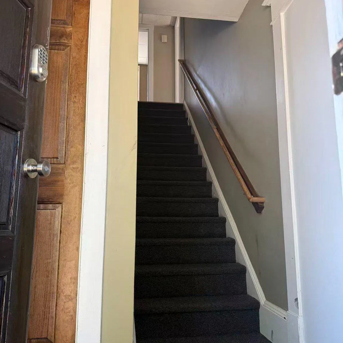 3 bed, 1.0 bath, 1100 sqft, $2,550 — Photo 4