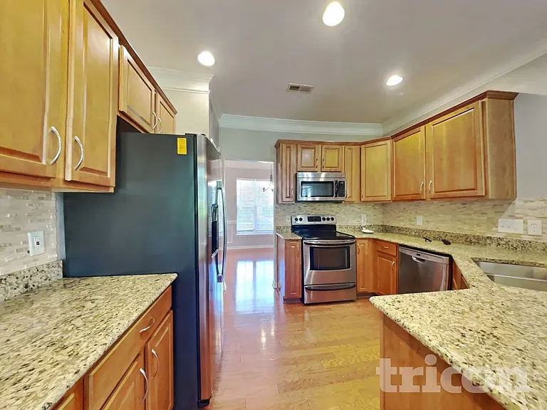 5323 Chandler Oaks Ln — Photo 5